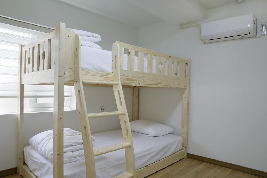 Woo Guest House Seoul Room photo